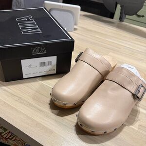 MIA Milou Beige Nappa Leather Clogs | Women’s 8.5 | NEW w/ Box